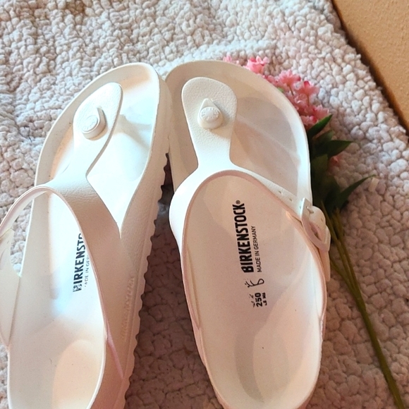 Birkenstock Shoes - 🧡White Birkenstocks🧡